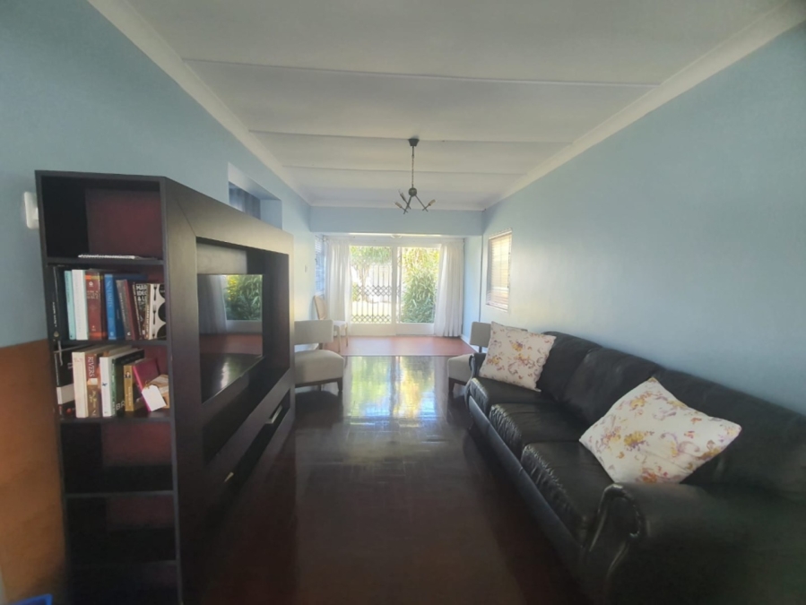 To Let 4 Bedroom Property for Rent in Nahoon Eastern Cape